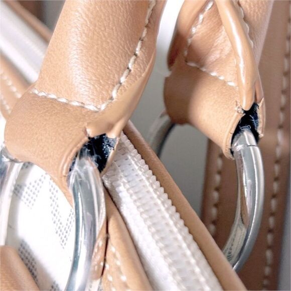 Giani Bernini White Logo Printed Convertible Handbag - Picture 6 of 10